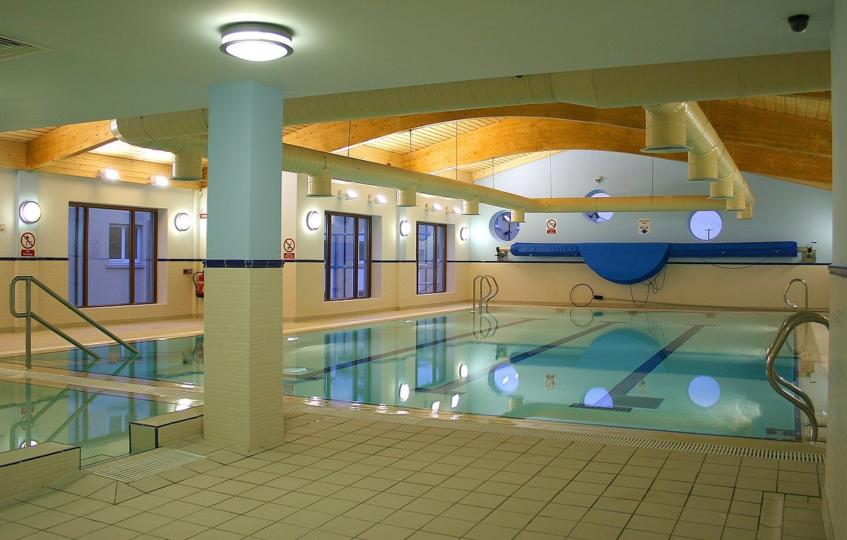17 metre swimming pool